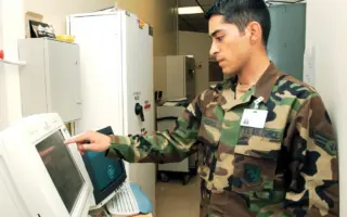 Curso técnico em Radiologia ou Enfermagem: comparação de formação e trabalho