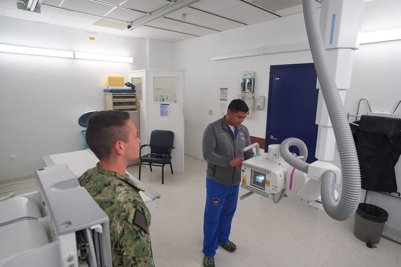 Técnico em Radiologia: curso, funções e registro: imagem relacionada à formação e ao trabalho na área