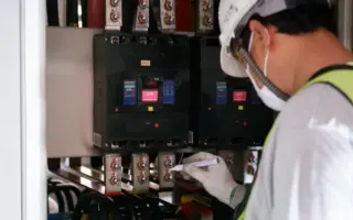 Curso técnico em Automação Industrial ou Eletrotécnica: comparação de áreas