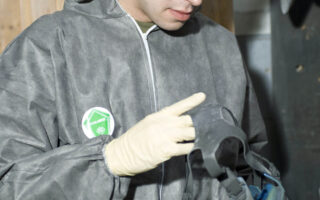 Equipamentos de proteção usados por técnico em segurança do trabalho