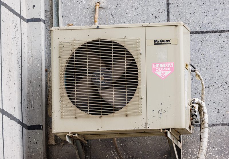 Unidade externa de sistema de climatização para manutenção e instalação