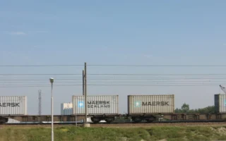 Curso técnico em Comércio Exterior: contêineres em transporte ferroviário