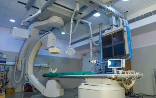 Técnico em Radiologia trabalhando em hemodinâmica