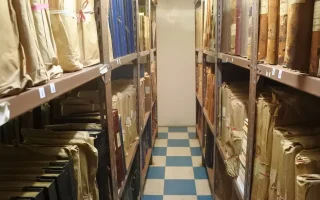 Arquivo de documentos para ilustrar o trabalho de protocolo do técnico em Serviços Públicos