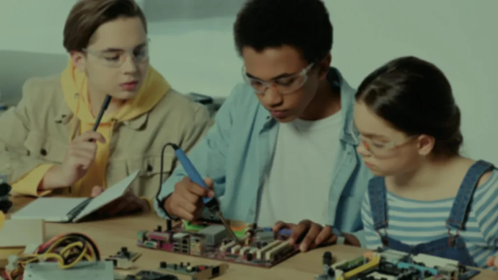 Técnico em Administração e qualidade: estudantes analisam processos e atividades técnicas