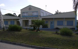 Prefeitura municipal representa o trabalho do técnico em Serviços Públicos com licitações